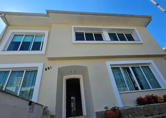 Hospedagem Central - O seu lar longe de casa